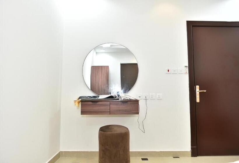 חדר משפחתי, المكان الراقي للشق