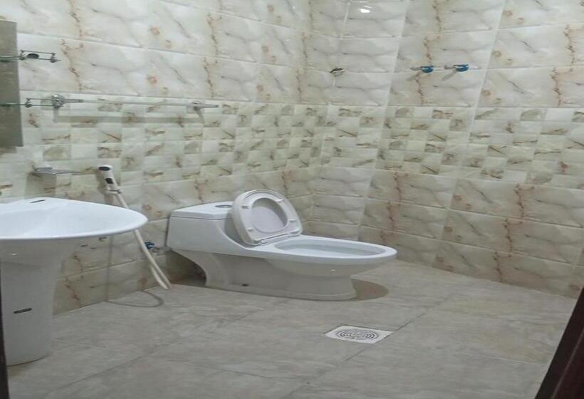 スタンダードスタジオ, درة الوزيرية