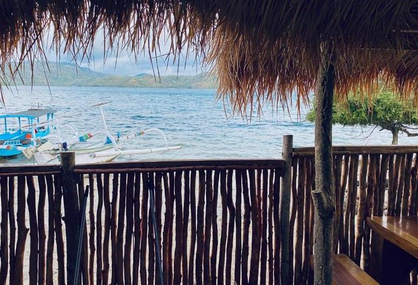 غرفة ديلوكس ذات إطلالة جانبية على البحر, Sentigi Homestay Gili Gede