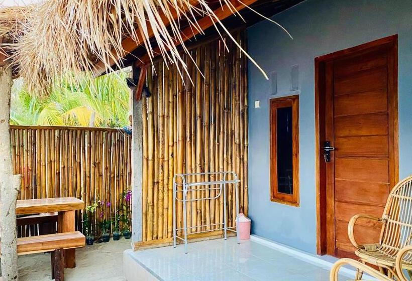 غرفة ديلوكس ذات إطلالة جانبية على البحر, Sentigi Homestay Gili Gede