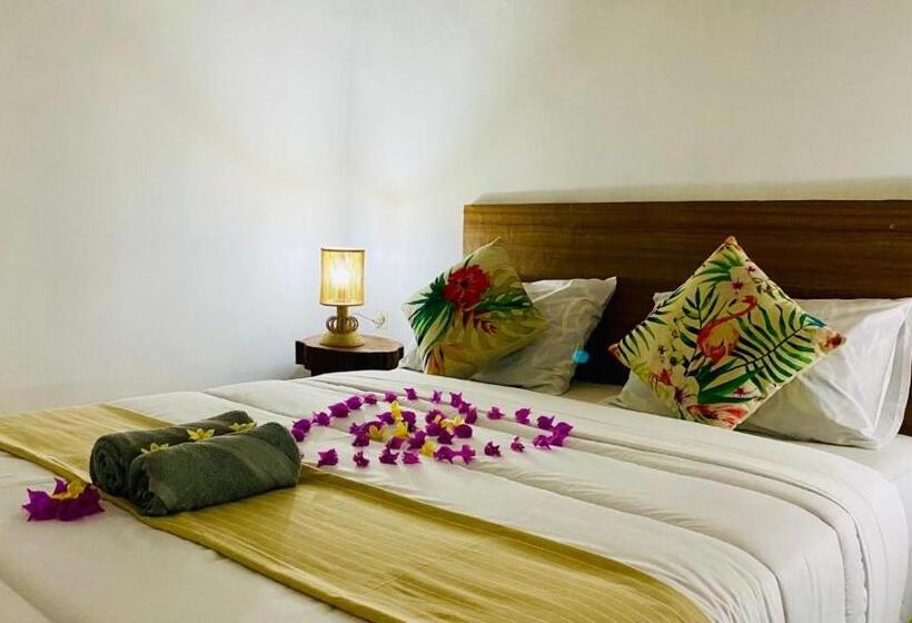 Номер Deluxe Вид на Море Боковой, Sentigi Homestay Gili Gede