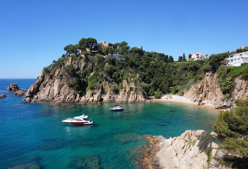 Апартаменты 1 Спальня с Балконом, Cbn Apartments