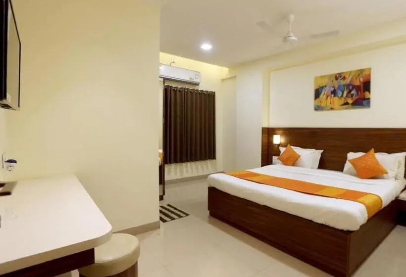 スーペリアールーム, Ajinkya Lodge