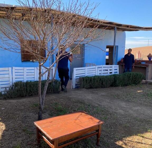 اتاق استاندارد سه نفره, Les Cavaliers Chez Yassine