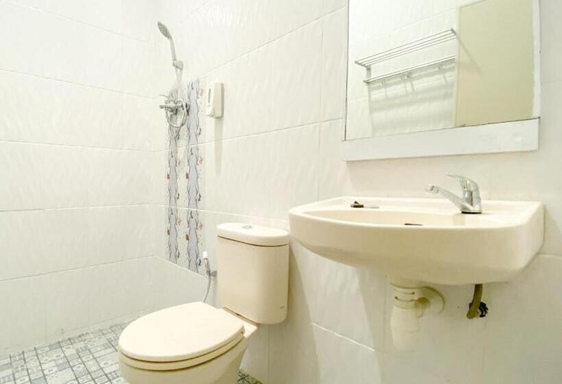 Номер Стандарт, Reddoorz Near Balai Kota Yogyakarta Timoho