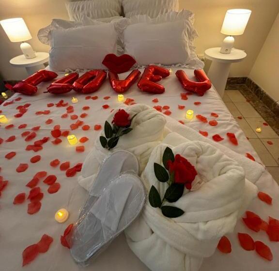 스탠다드 자쿠지 룸, The Red Rose Retreat