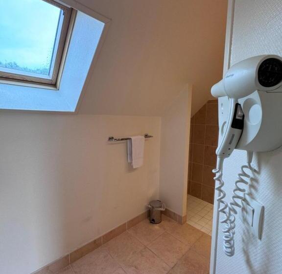 Номер Стандарт Трехместный, L Overlord