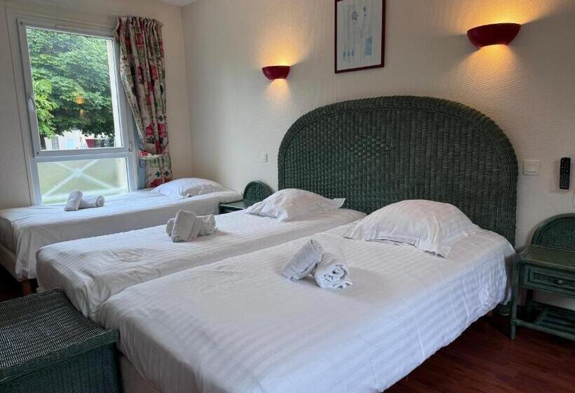 Номер Стандарт Трехместный, L Overlord