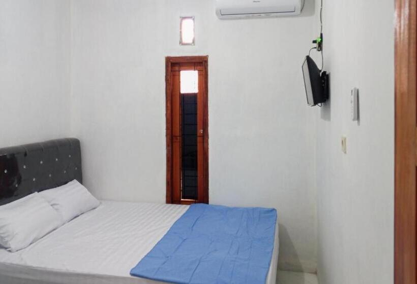 스탠다드 룸, Wisma Radya Syariah Redpartner