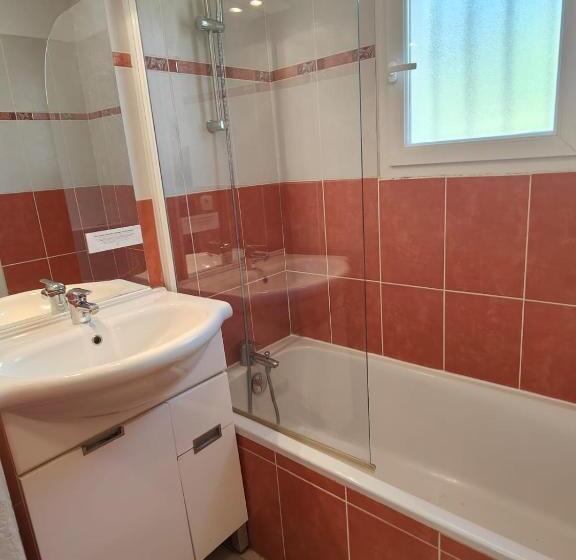 شقة غرفة واحدة مزودة بتراس, Le Manon Résidence