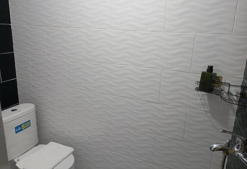 סטודיו סופריור, Guest House Manage By Sleeprest