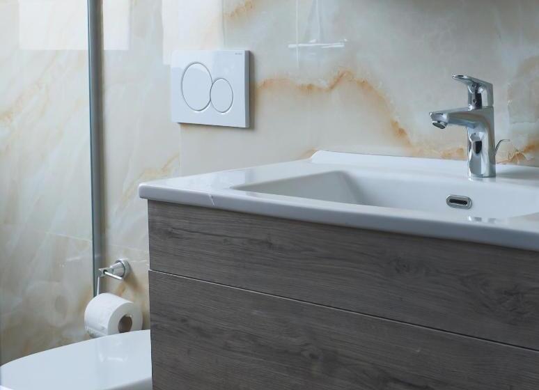 חדר דלוקס לארבעה, Amh Hotel Durres