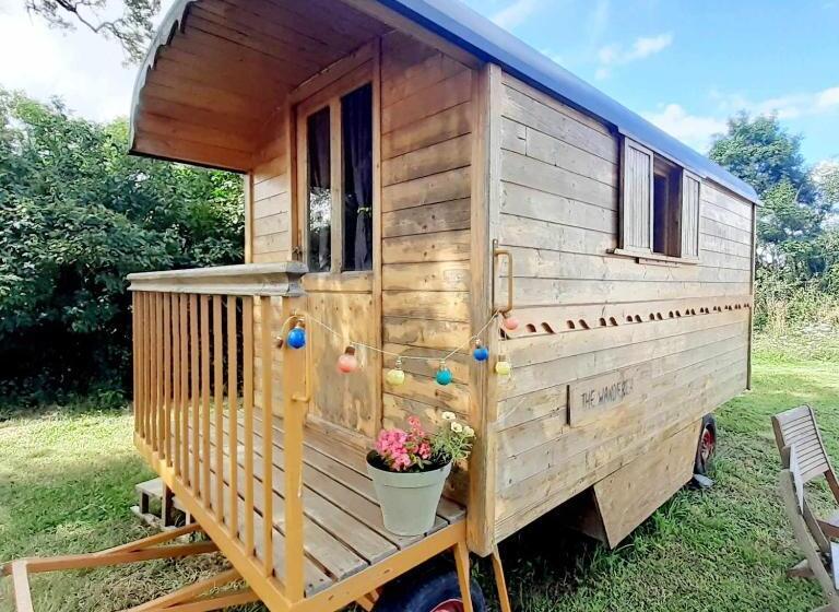 Семейное Бунгало, La Roulotte Du Clos De L Isop