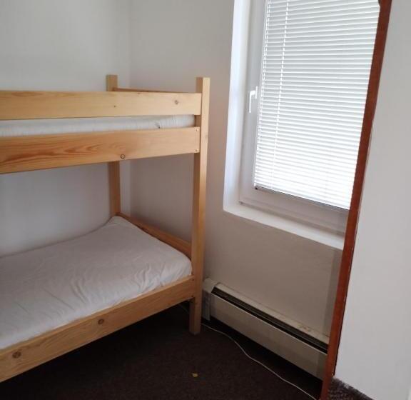 家庭间, Na Pláži