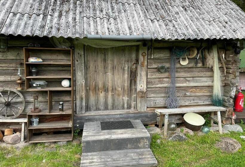 اتاق لوکس چهار تخته, Tammemäe Ait