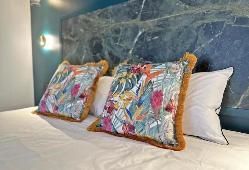 패밀리 룸, Le Manoir Des Perrieres