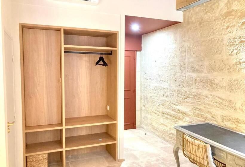 اتاق استاندارد اینتریور, Le Petit Avignon   Chambres & Appartement à Deux Pas Du Pont D Avignon Et Du Palais Des Papes