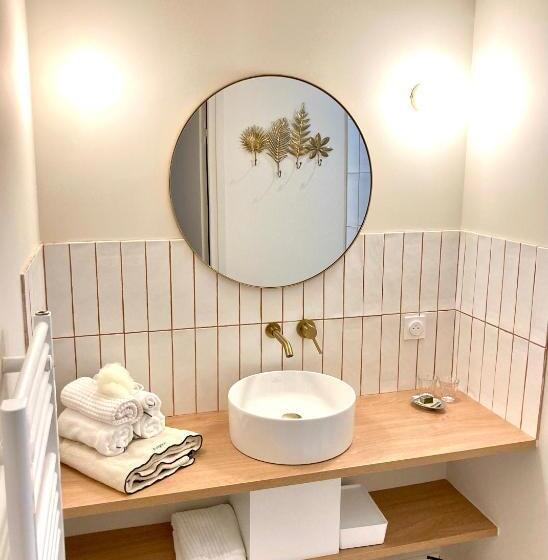 اتاق استاندارد اینتریور, Le Petit Avignon   Chambres & Appartement à Deux Pas Du Pont D Avignon Et Du Palais Des Papes