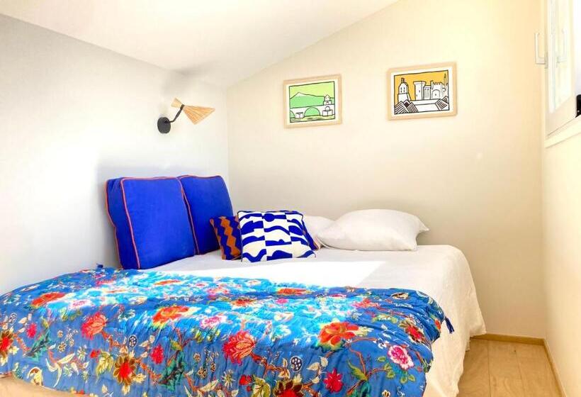 آپارتمان دوبلکس 1 خوابه, Le Petit Avignon   Chambres & Appartement à Deux Pas Du Pont D Avignon Et Du Palais Des Papes