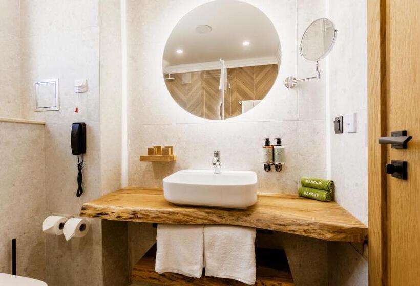 带1个卧室带泳池的公寓, Natura All Seasons Boutique