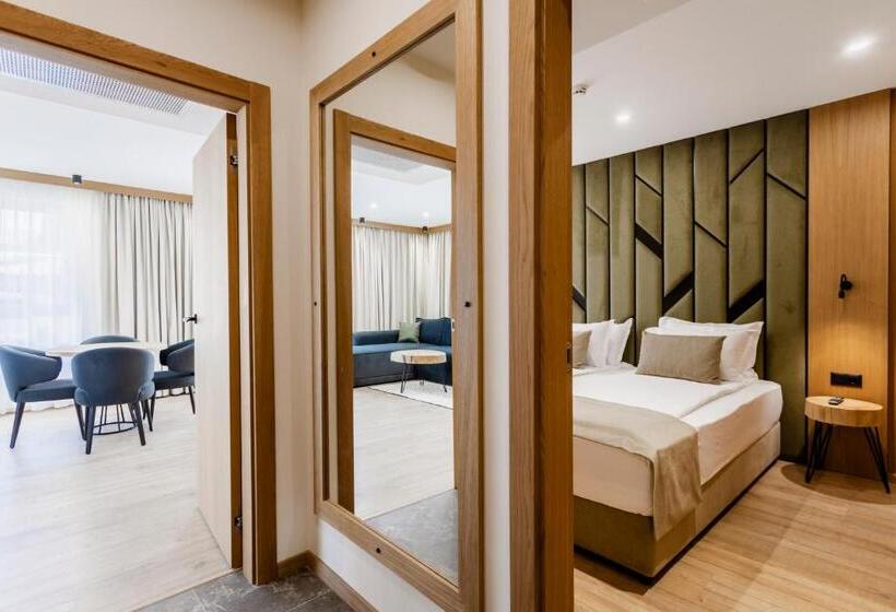 带1个卧室带泳池的公寓, Natura All Seasons Boutique