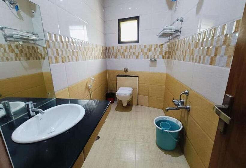 غرفة ديلوكس, Royal Garden Yercaud