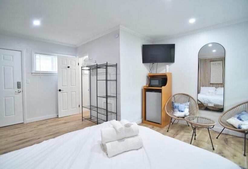 חדר סטנדרט, Showboat