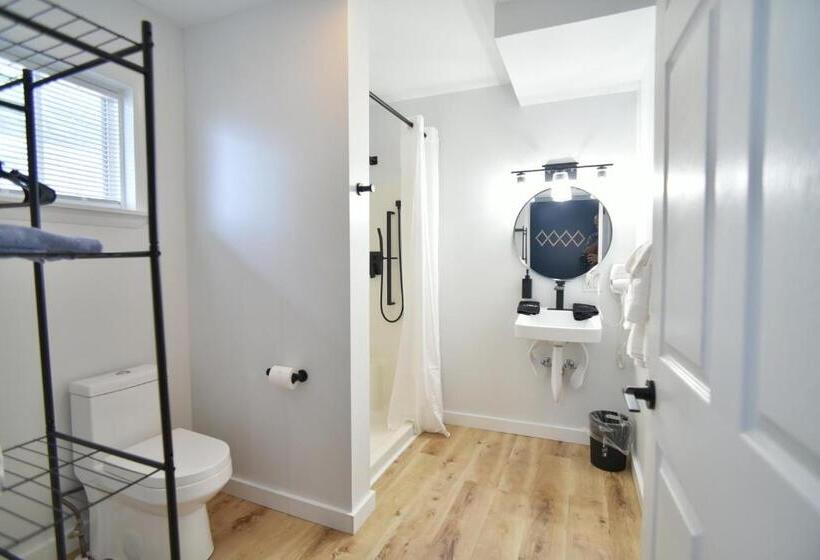 חדר דלוקס, Showboat