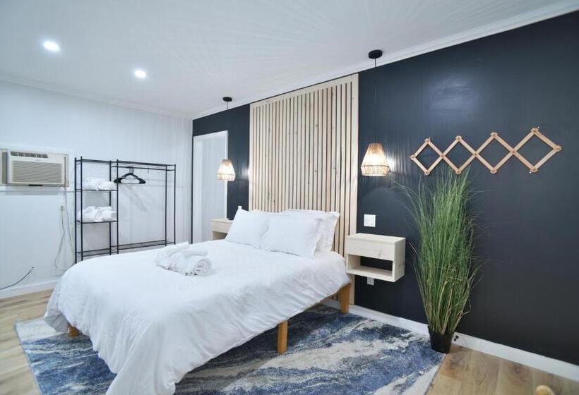 סוויטה משפחתית, Showboat