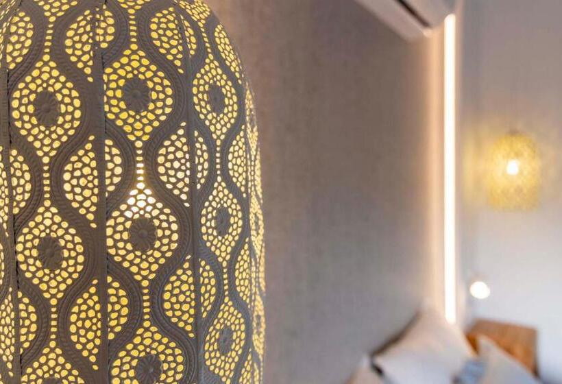 اتاق استاندارد با بالکن, B&b Mirazul