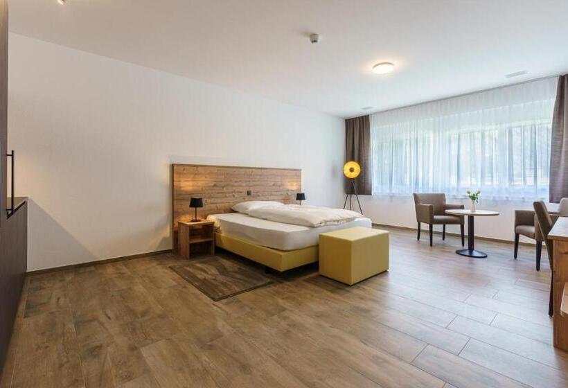 Номер Deluxe, B&b