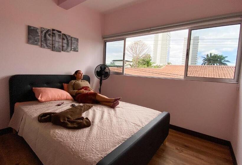스탠다드 룸 공동 욕실, Casa Pandora Hostel Women Only