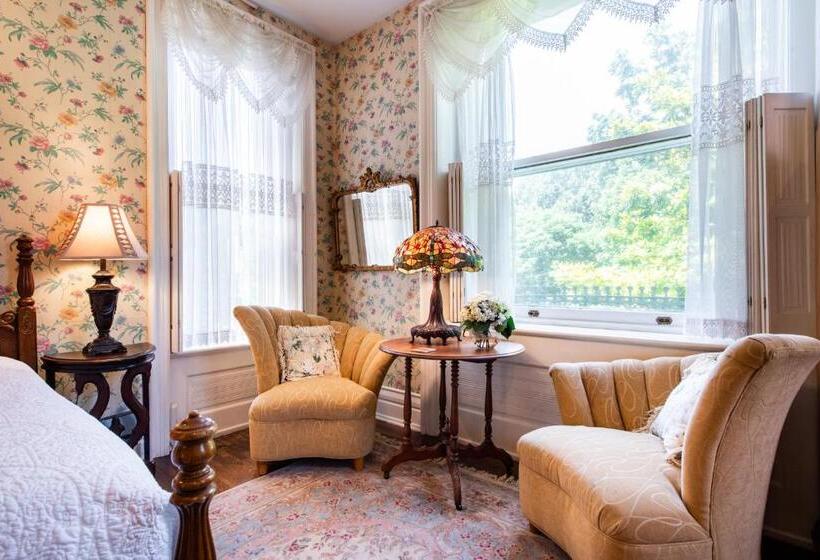 استودیوی لوکس, Central Park Bed & Breakfast