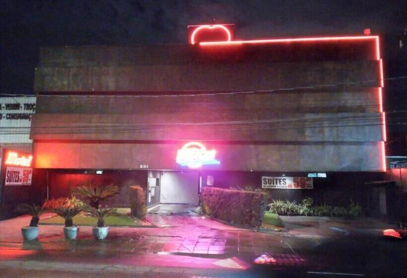 ハイドロマッサージバス付きスイート, Deslize Motel 5