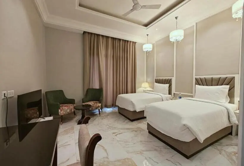 デラックスルーム, Sarovar Portico Saharanpur