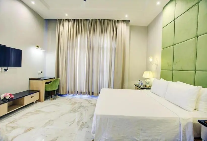 エクゼクティブスイート, Sarovar Portico Saharanpur