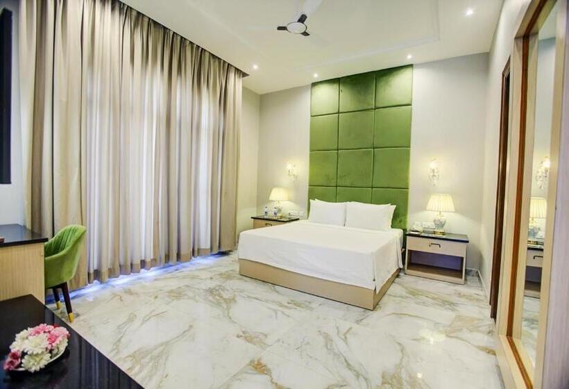 行政套房, Sarovar Portico Saharanpur