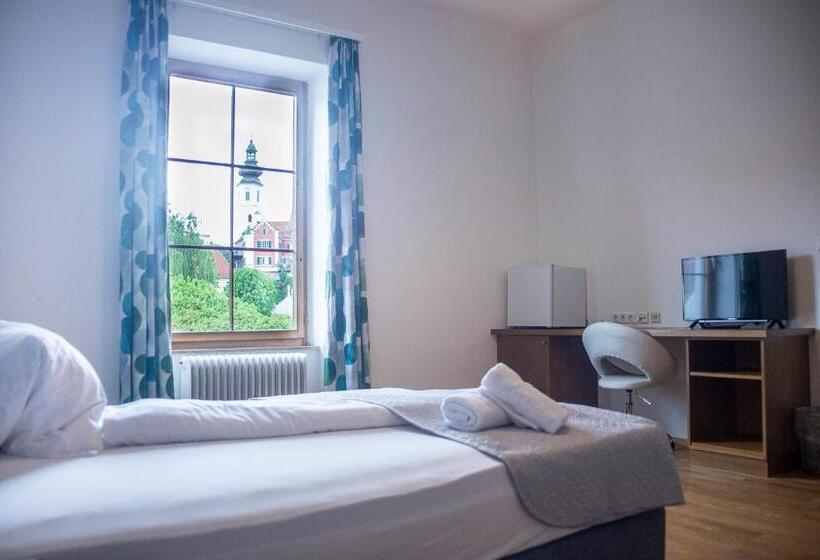 غرفة قياسية, Trend Lokal Rooms Bar