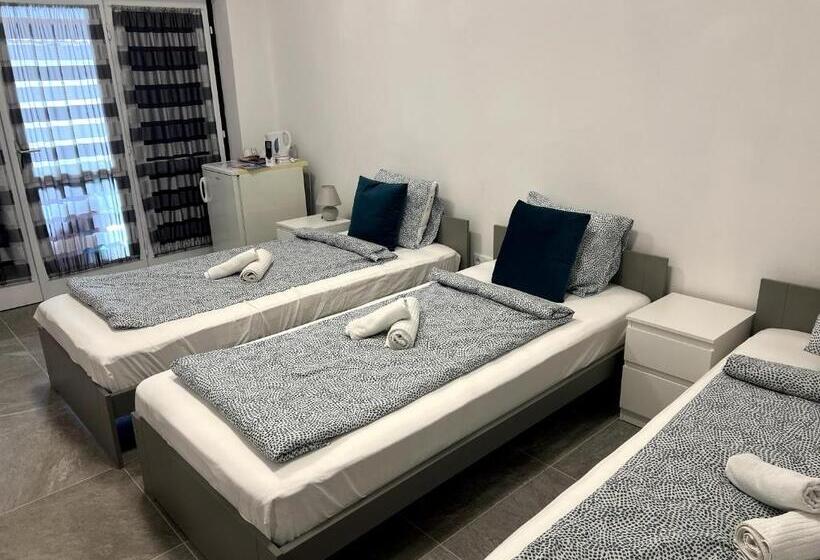 Номер Стандарт с Террасой, Aniiza Apartman 2