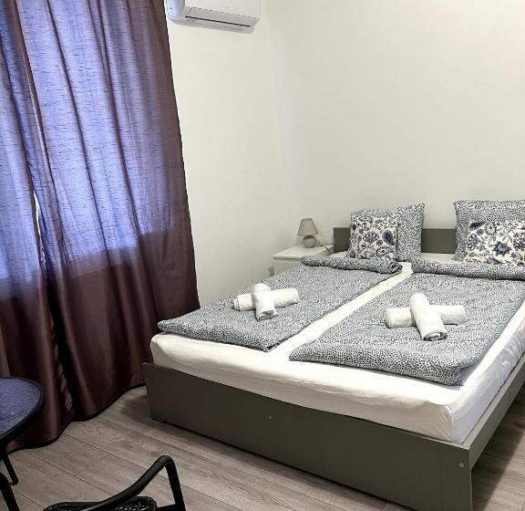 Четырехместный Номер Стандарт, Aniiza Apartman 2