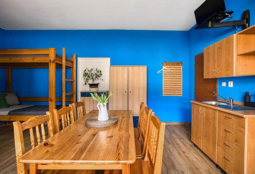 חדר משפחתי, Faunapark Lipová Lázně