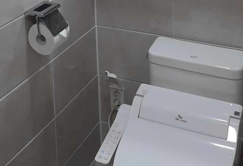 标准间, Naju Yoonsunjae Stay