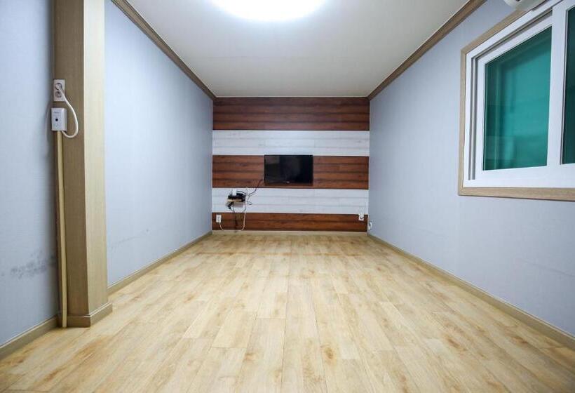 ファミリールーム, Pohang Yangpodeungdae Pensyeon