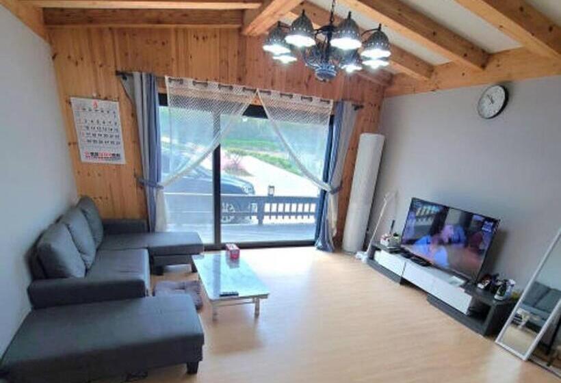 패밀리 룸, Yangyang Haedameun Byeoljang Pension