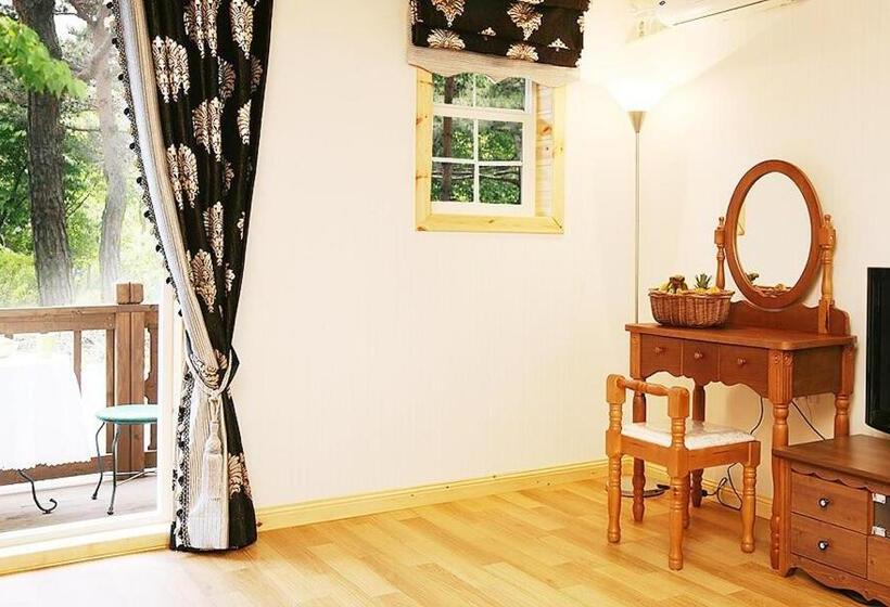 四人标准间, Yangyang Riverhill Pension