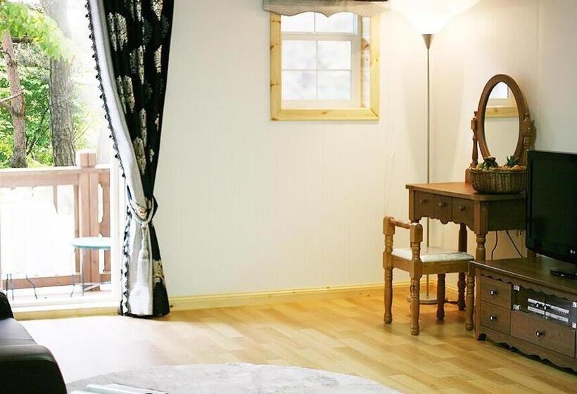 四人标准间, Yangyang Riverhill Pension