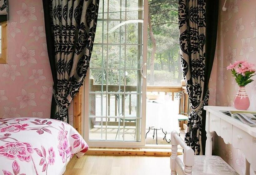 标准间, Yangyang Riverhill Pension