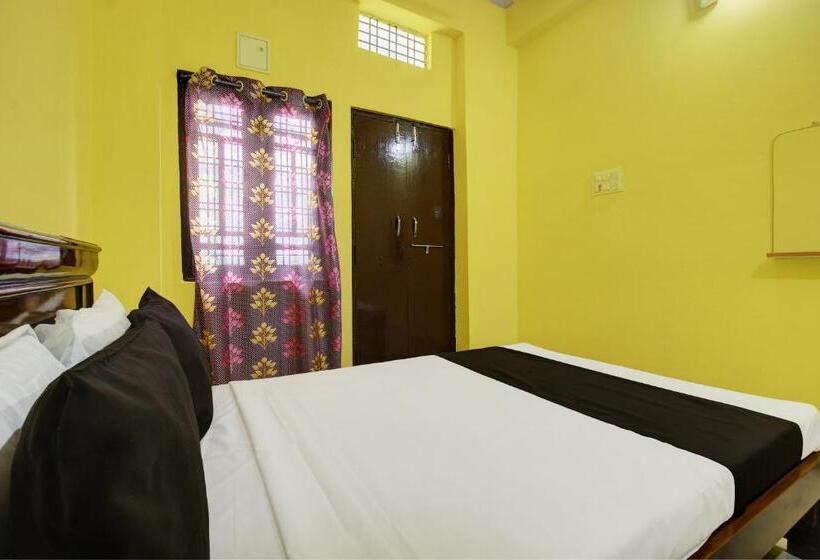 Трехместный Номер Классика, Oyo A1 Guest House