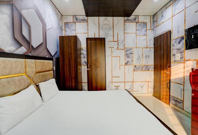 트리플 클래식 룸, Angle