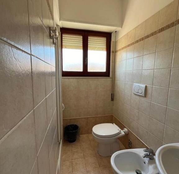 غرفة قياسية فردية, Tc